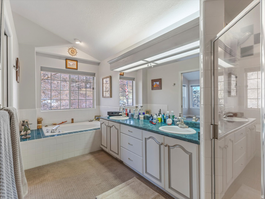 1676 E MUELLER PARK RD Bountiful, UT 84010