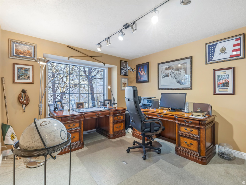 1676 E MUELLER PARK RD Bountiful, UT 84010