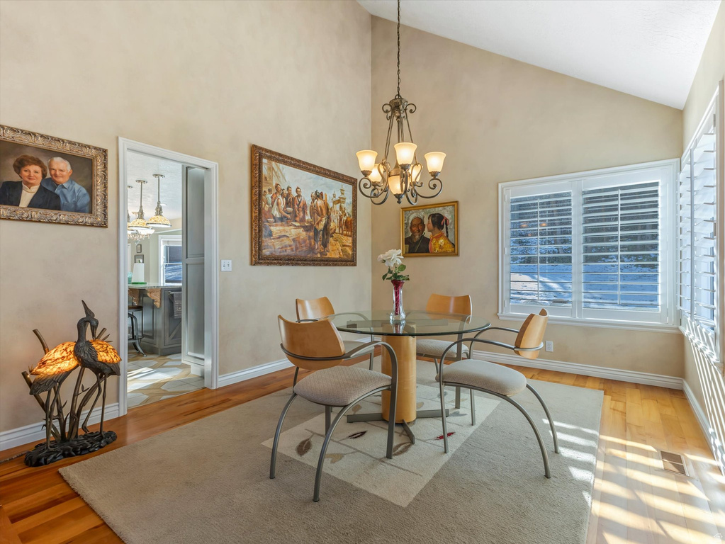 1676 E MUELLER PARK RD Bountiful, UT 84010