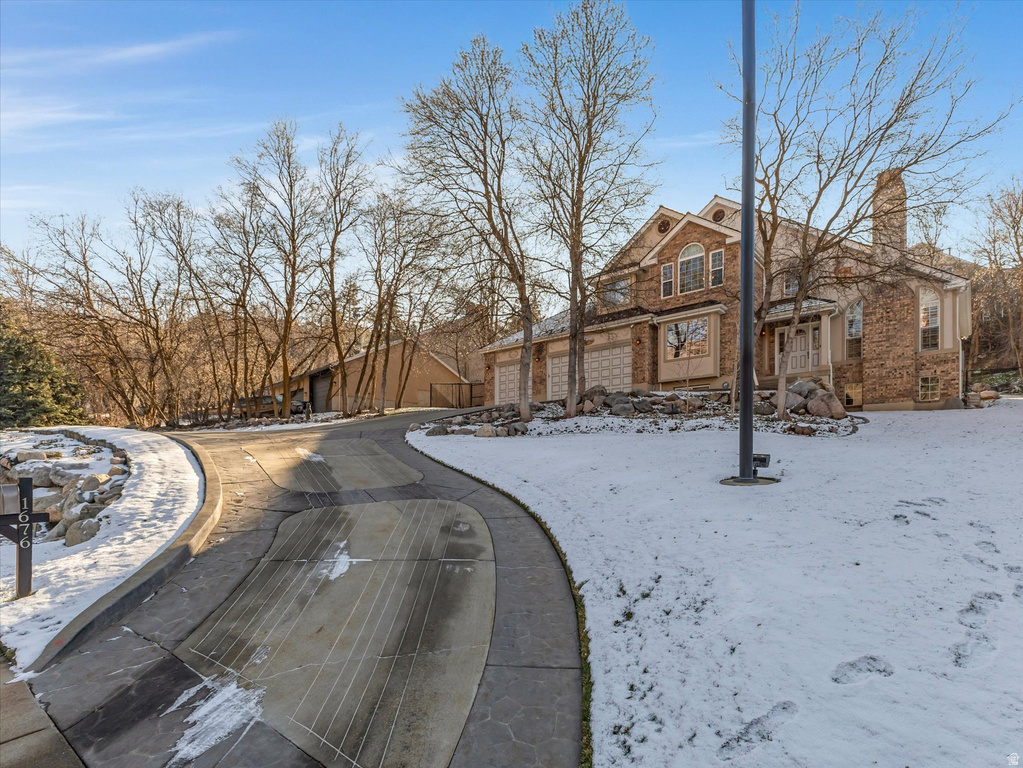 1676 E MUELLER PARK RD Bountiful, UT 84010