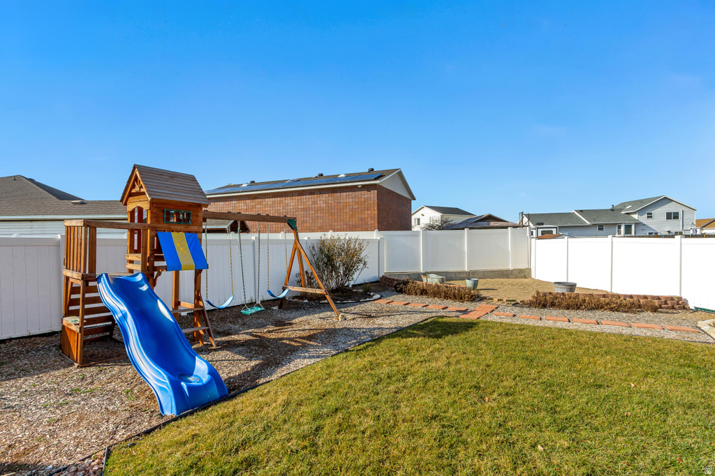 6508 W COTTONTAIL DR West Valley City, UT 84128