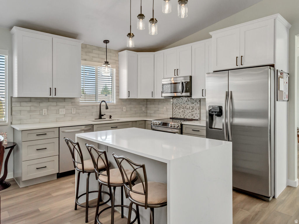 6508 W COTTONTAIL DR West Valley City, UT 84128