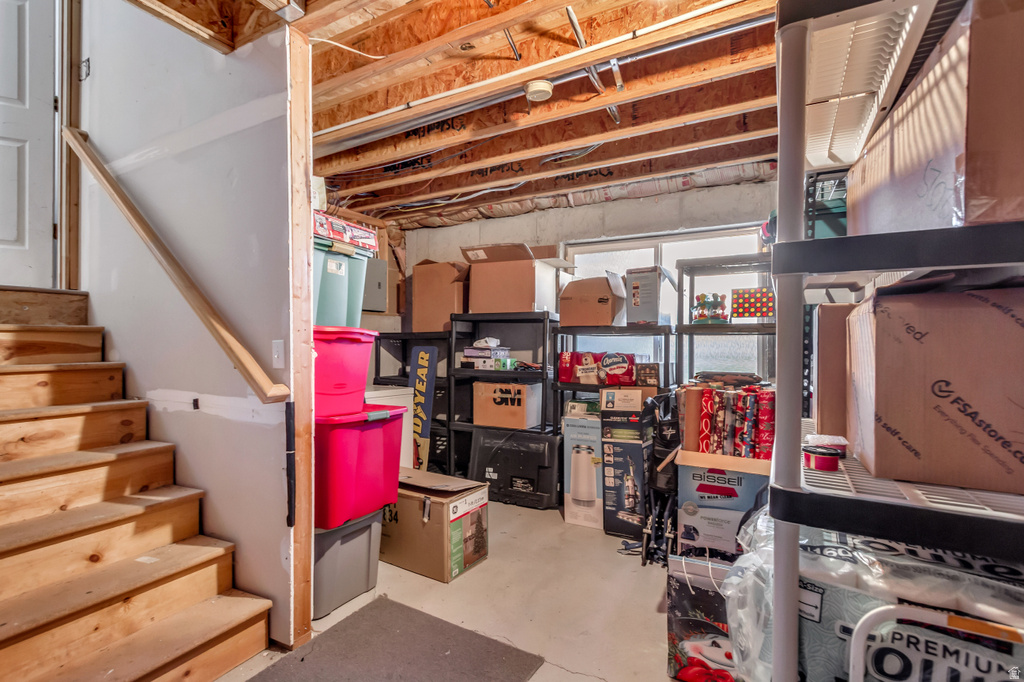 6508 W COTTONTAIL DR West Valley City, UT 84128