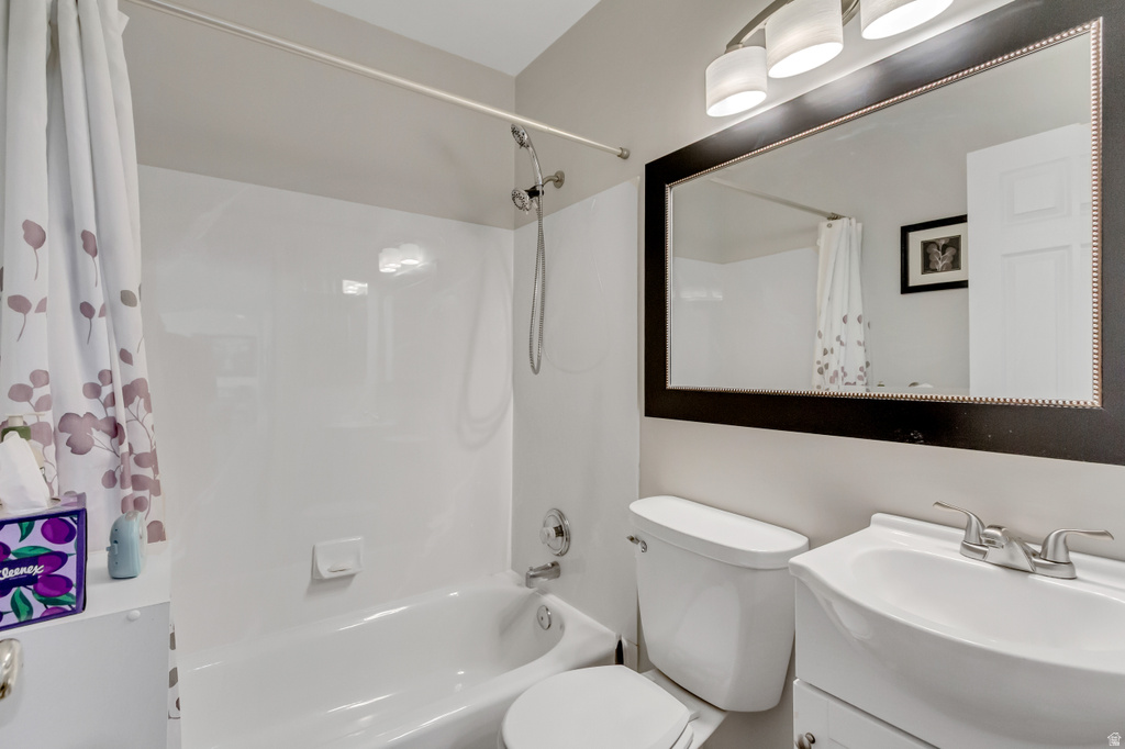 6508 W COTTONTAIL DR West Valley City, UT 84128