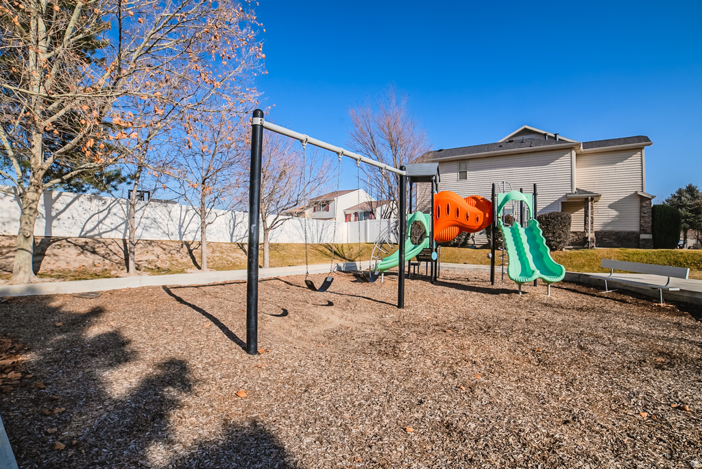 1428 W STONE DR West Jordan, UT 84088