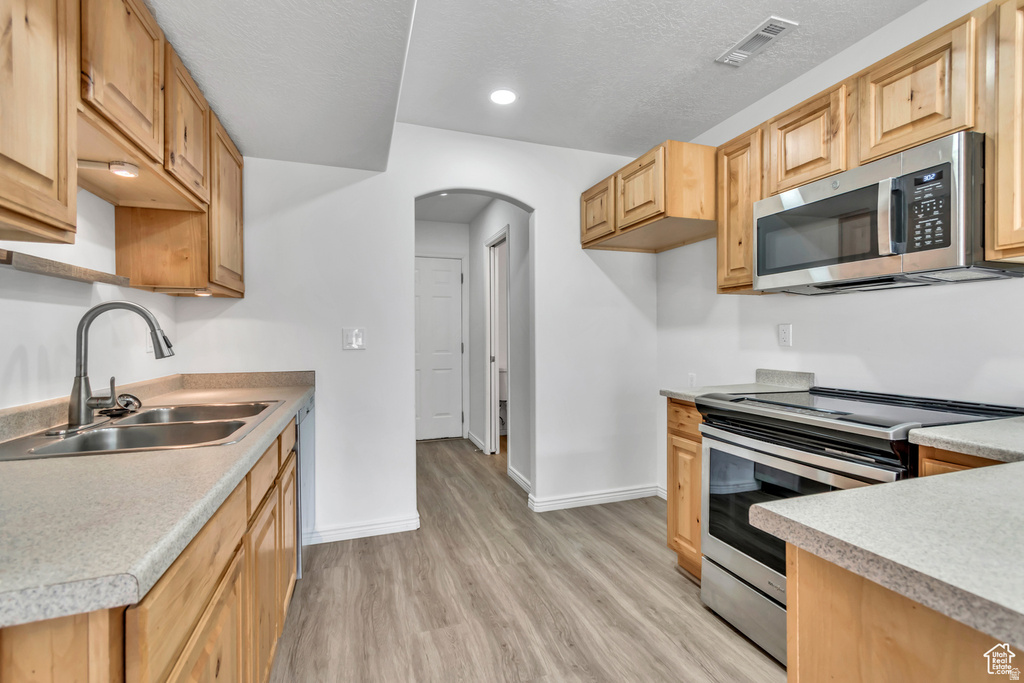 652 W 800 N #62 Clinton, UT 84015