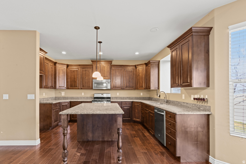 698 W 650 S Layton, UT 84041