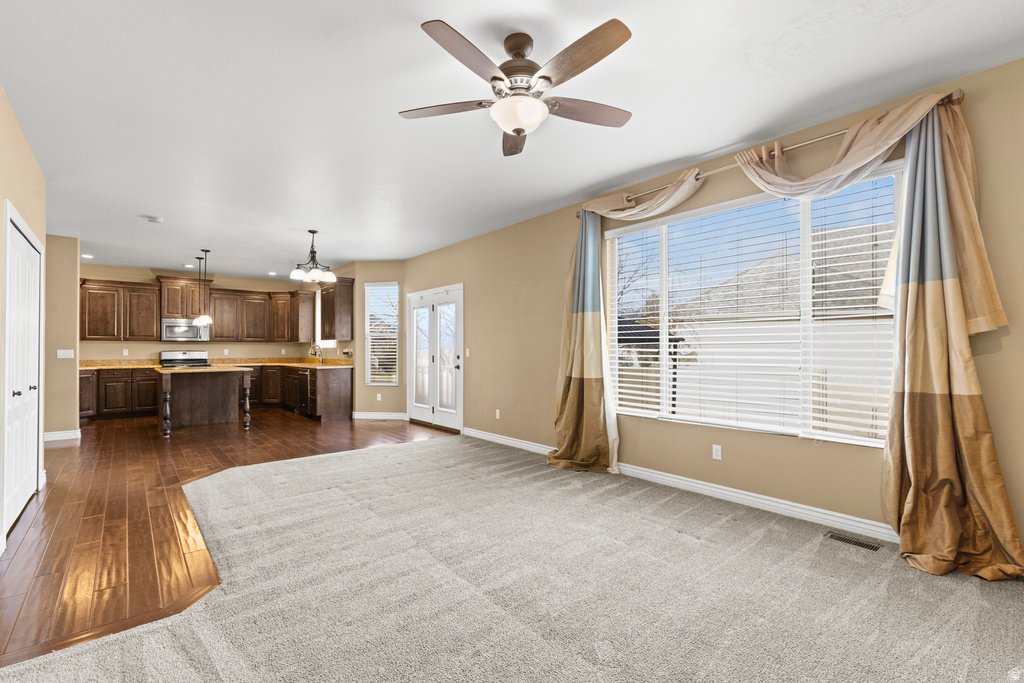 698 W 650 S Layton, UT 84041