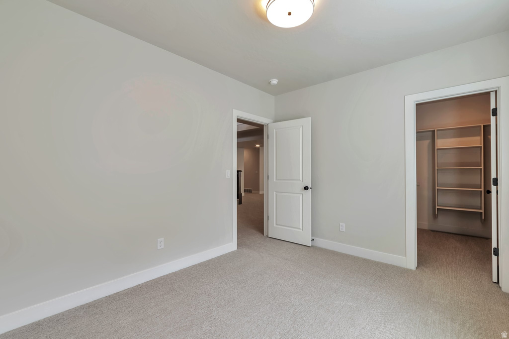 551 W SUMMERHILL LN Centerville, UT 84014