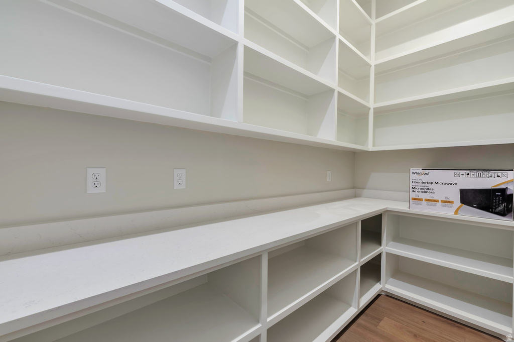 551 W SUMMERHILL LN Centerville, UT 84014