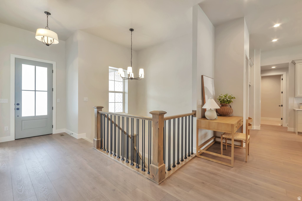 551 W SUMMERHILL LN Centerville, UT 84014