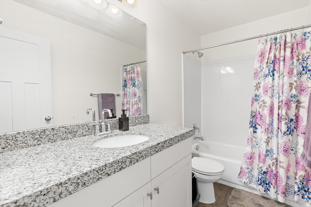 7077 N SPRING HILL LN Eagle Mountain, UT 84005