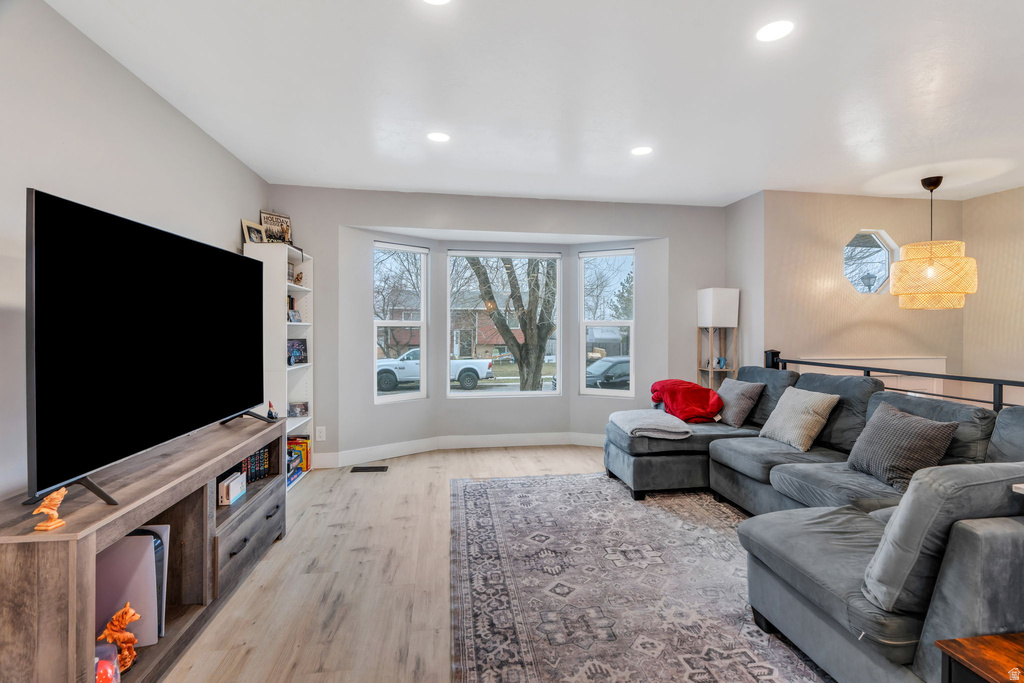 3898 W BENTOAK DR West Valley City, UT 84120