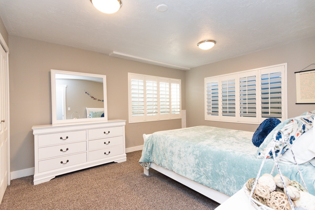 7367 S 2480 W West Jordan, UT 84084