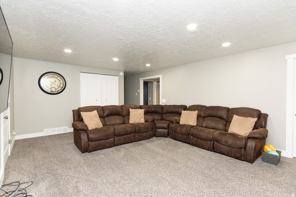 7367 S 2480 W West Jordan, UT 84084