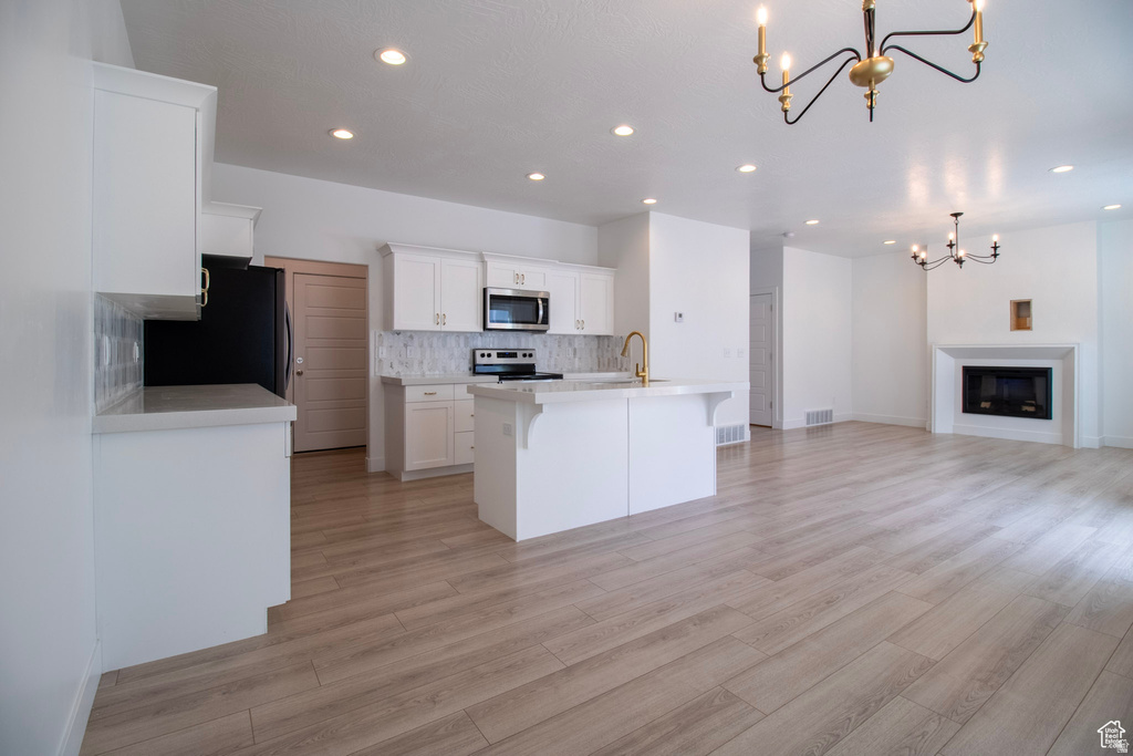 422 E 360 N Vineyard, UT 84059