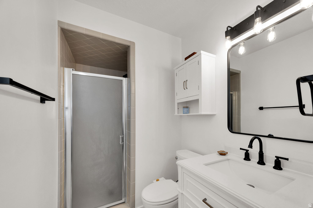 11062 S SANDY DUNES DR Sandy, UT 84094