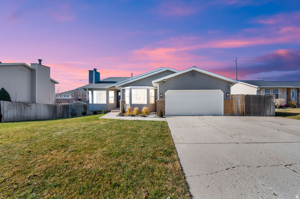 11062 S SANDY DUNES DR Sandy, UT 84094