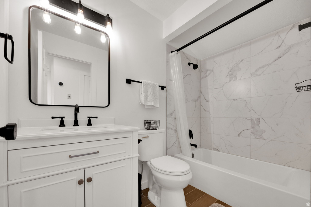 11062 S SANDY DUNES DR Sandy, UT 84094