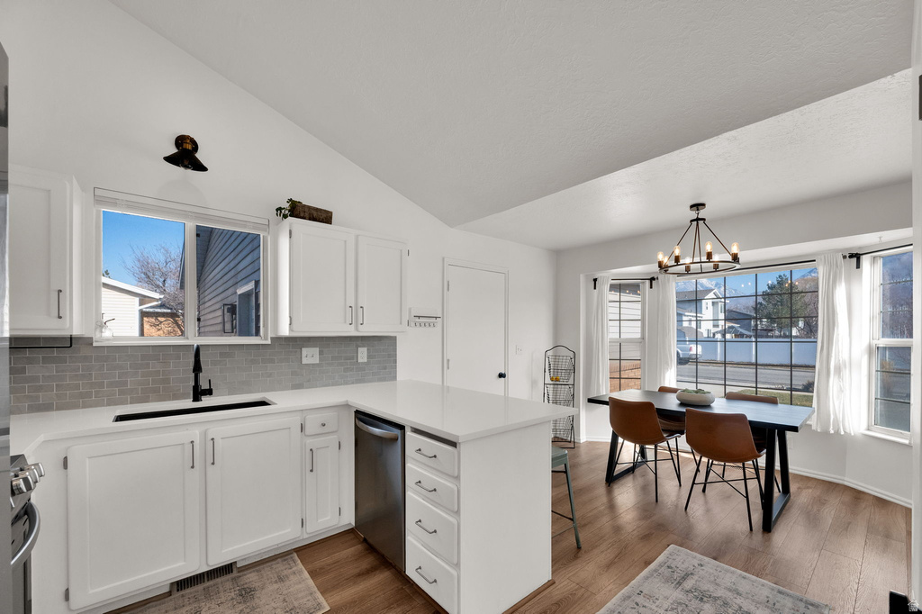 11062 S SANDY DUNES DR Sandy, UT 84094