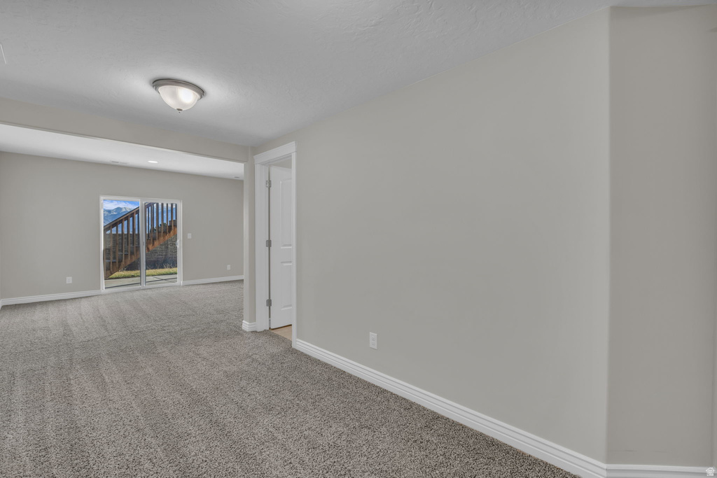 7427 S WOOD FARMS DR West Jordan, UT 84084