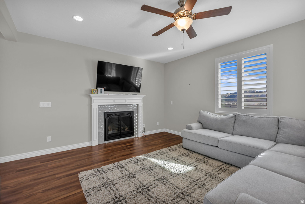 7427 S WOOD FARMS DR West Jordan, UT 84084