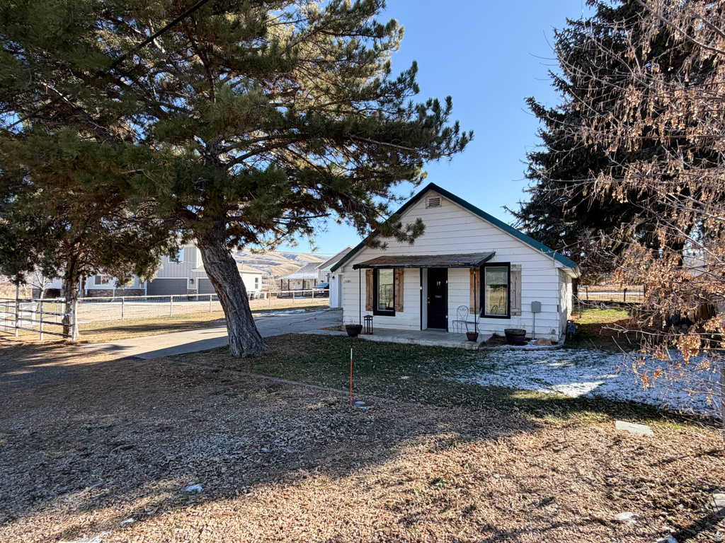 130 E CENTER ST Henefer, UT 84033