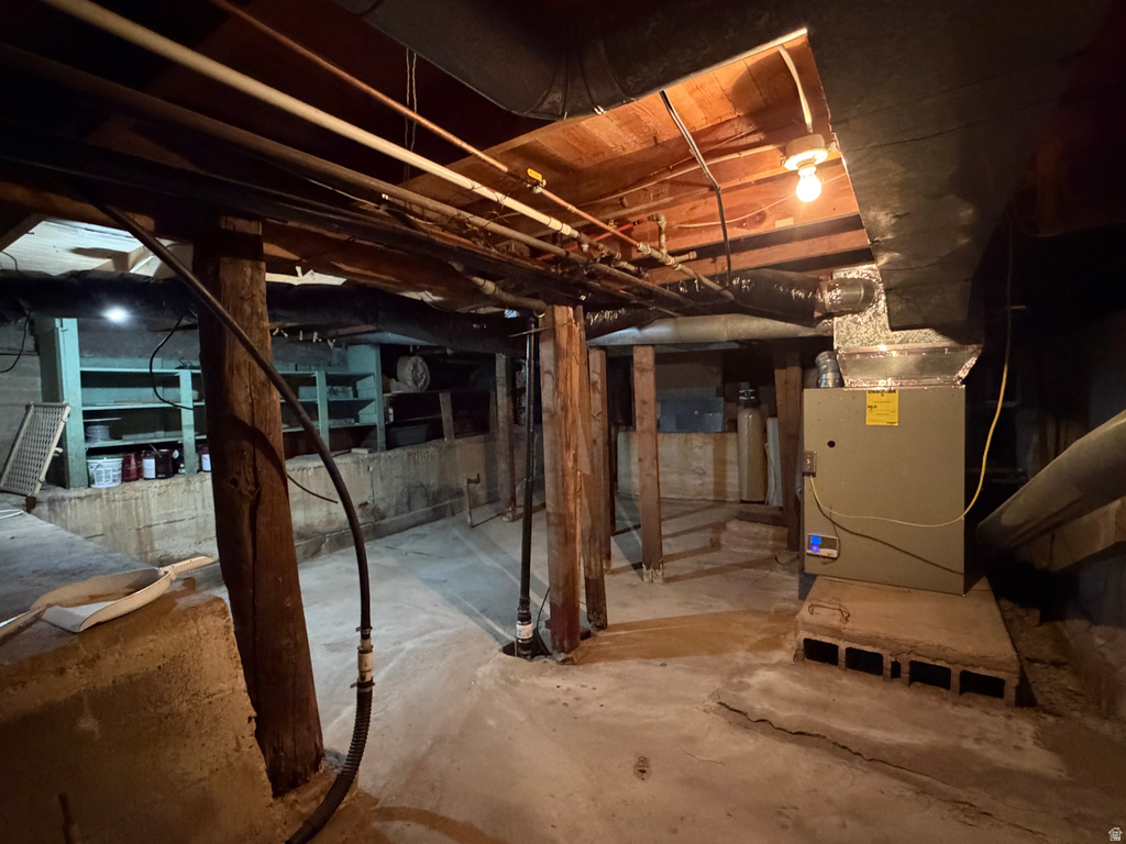 130 E CENTER ST Henefer, UT 84033