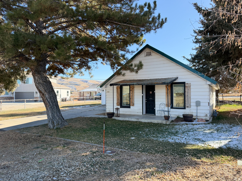 130 E CENTER ST Henefer, UT 84033