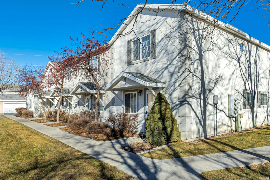 49 KENSINGTON PL North Logan, UT 84341