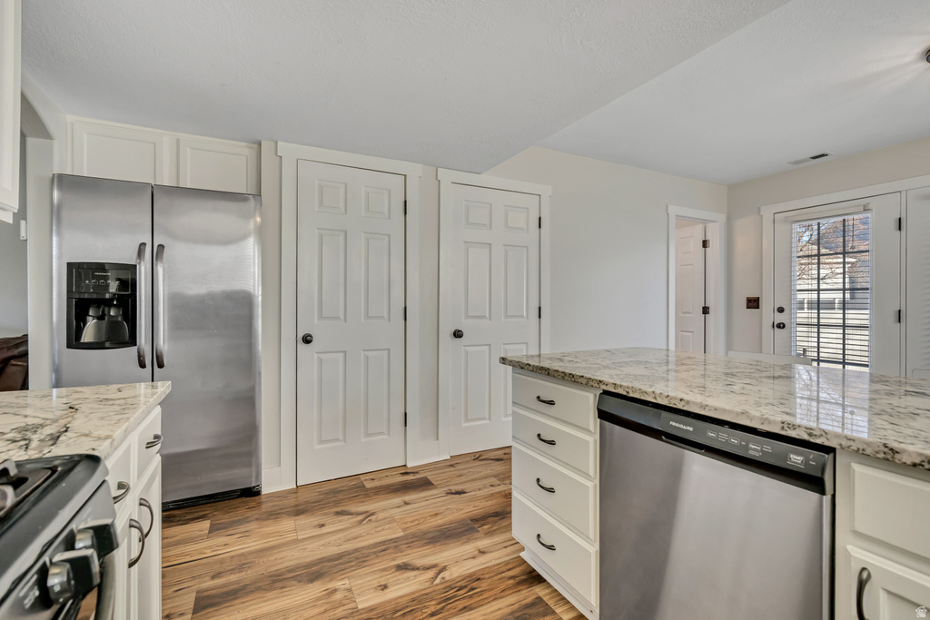 49 KENSINGTON PL North Logan, UT 84341