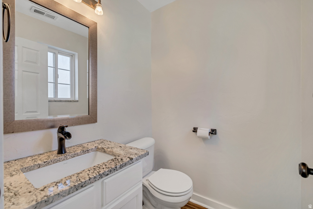 49 KENSINGTON PL North Logan, UT 84341