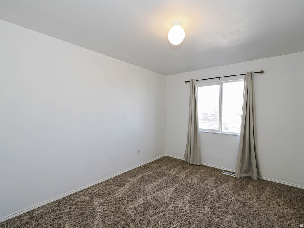 6370 W SETTLERS POINT DR West Valley City, UT 84128