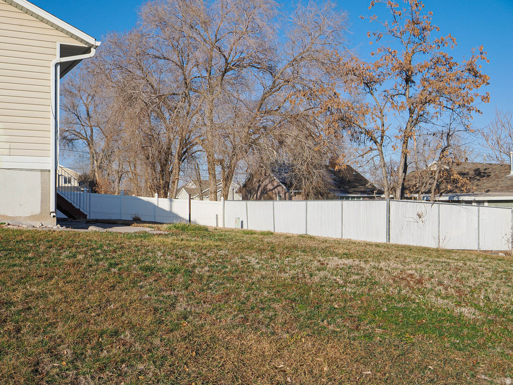 6370 W SETTLERS POINT DR West Valley City, UT 84128