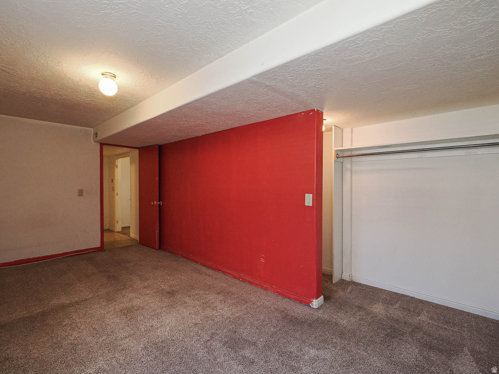 6370 W SETTLERS POINT DR West Valley City, UT 84128