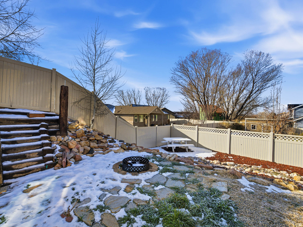 279 E 2150 N North Ogden, UT 84414