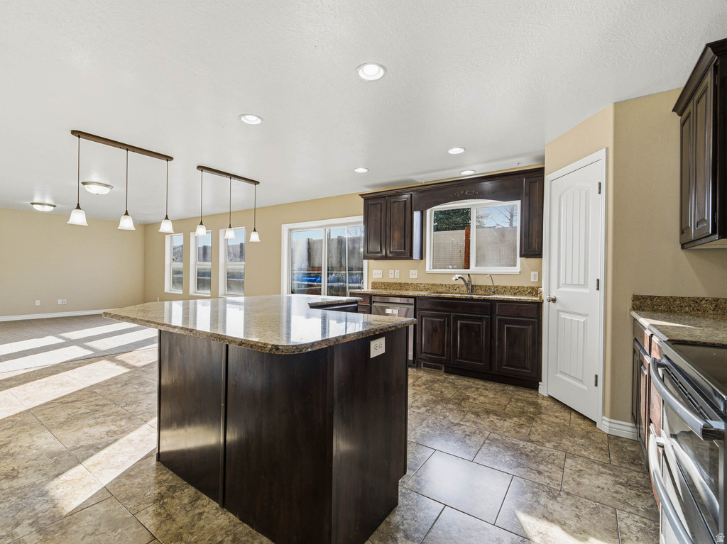 279 E 2150 N North Ogden, UT 84414