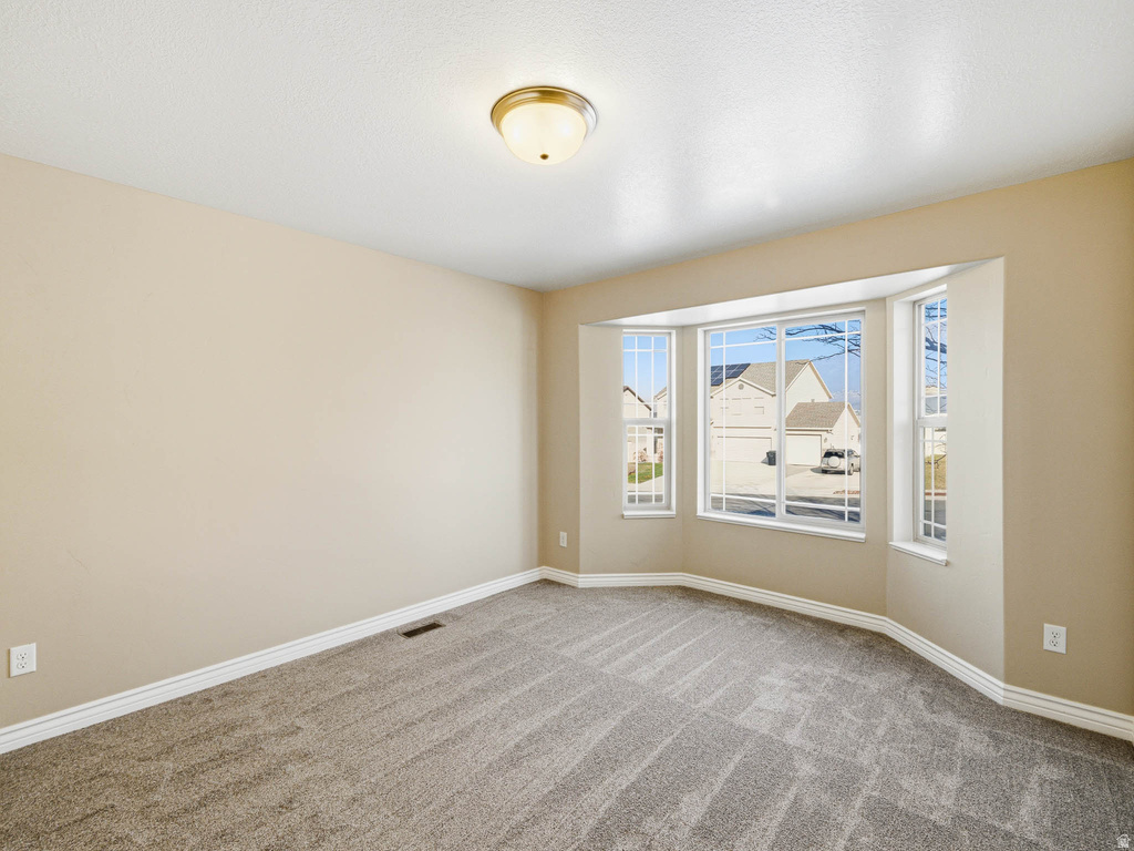 279 E 2150 N North Ogden, UT 84414