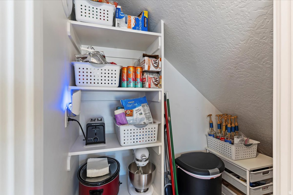 3047 S OLD EMIGRANT RD Syracuse, UT 84075