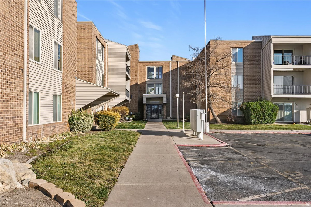 290 N 500 W #305 Bountiful, UT 84010