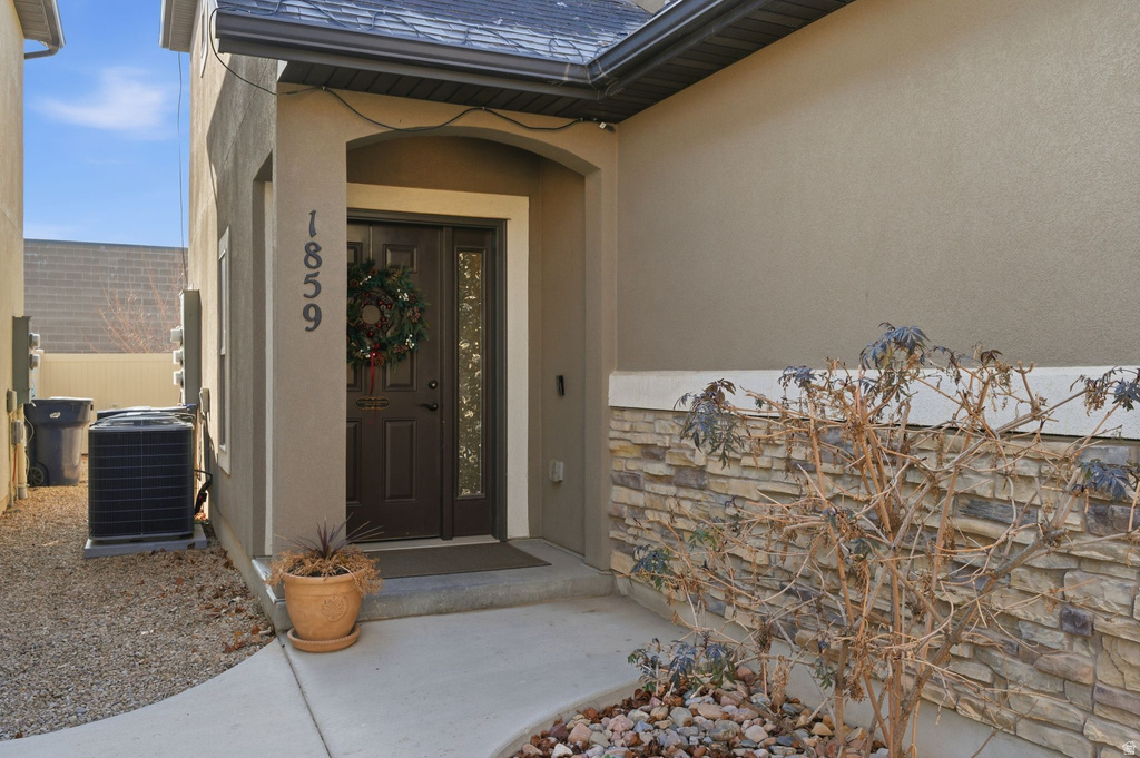 1859 W 2300 S Woods Cross, UT 84087