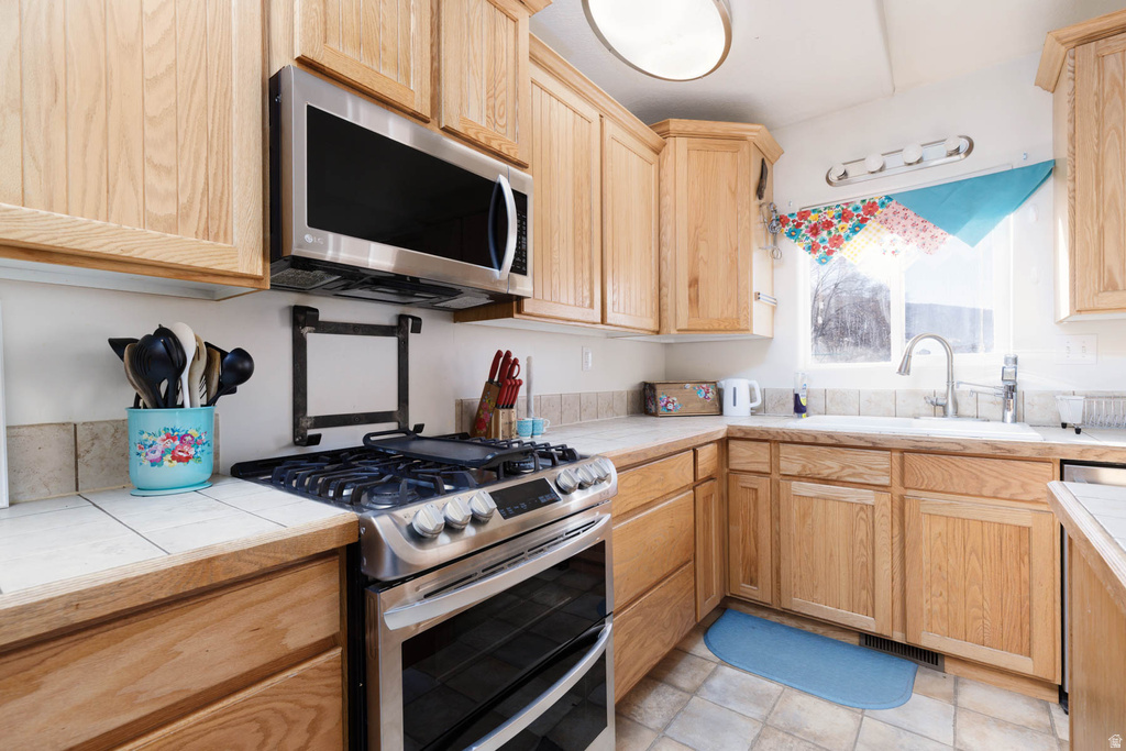 72 E CENTER ST Sterling, UT 84665