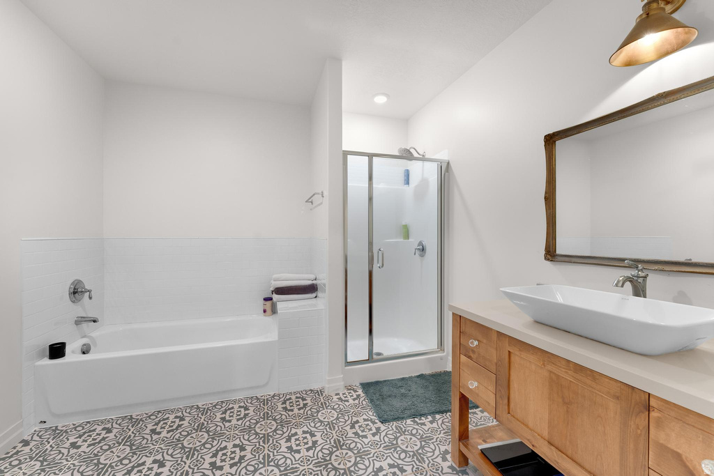 3702 N 920 E Provo, UT 84604