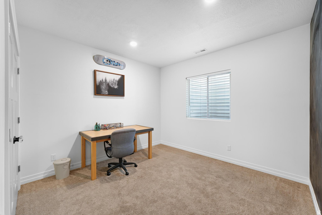 3702 N 920 E Provo, UT 84604