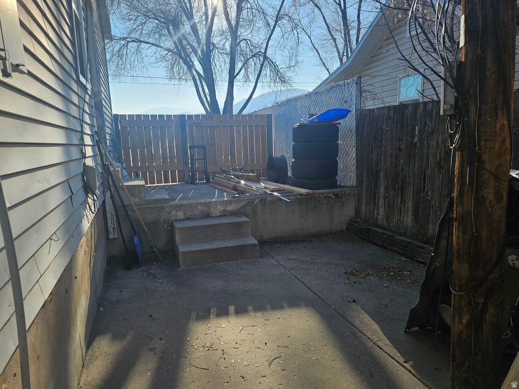 8094 W 2700 S Magna, UT 84044