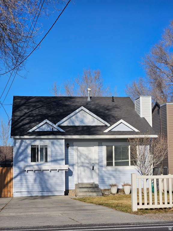 8094 W 2700 S Magna, UT 84044