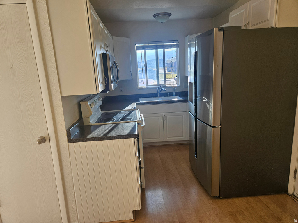 8094 W 2700 S Magna, UT 84044