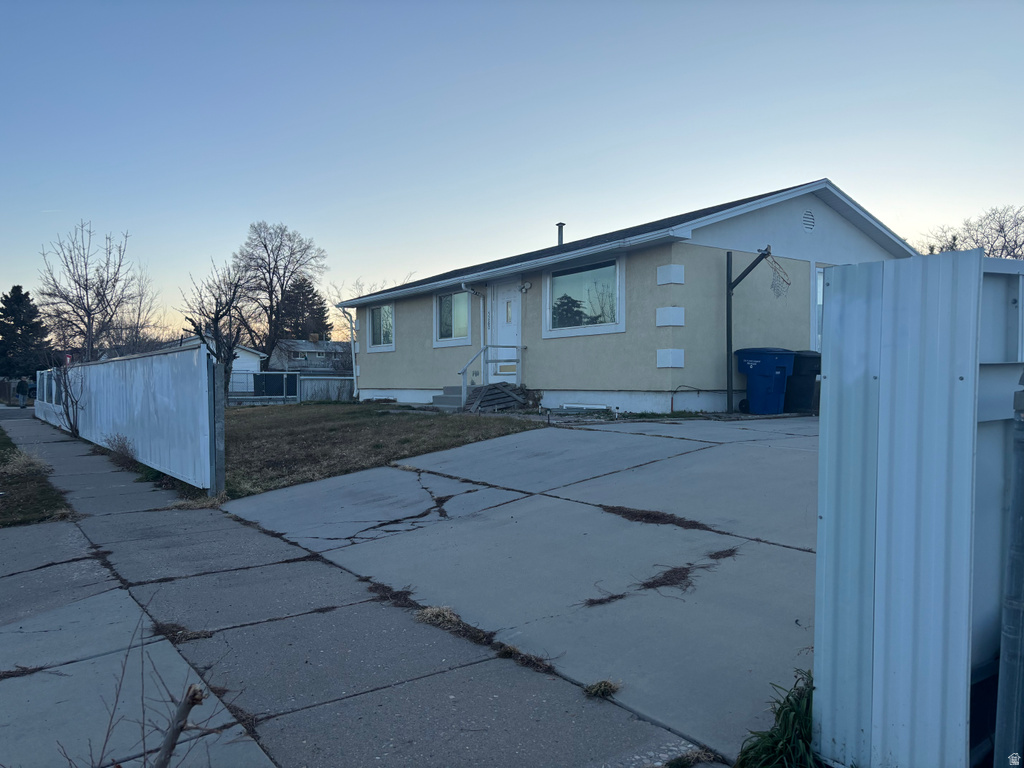 5280 S 5420 W Kearns, UT 84118