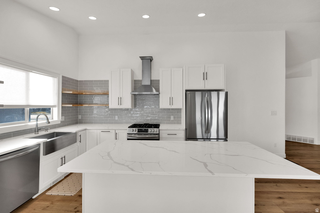 3536 N 3000 W Farr West, UT 84404