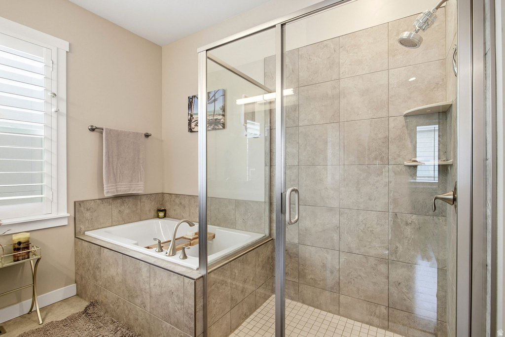 1465 E SEGO LILY CT Layton, UT 84040